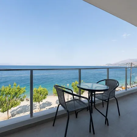 Blue Krathis - Luxury Seafront Διαμέρισμα Παραλία Ακράτας